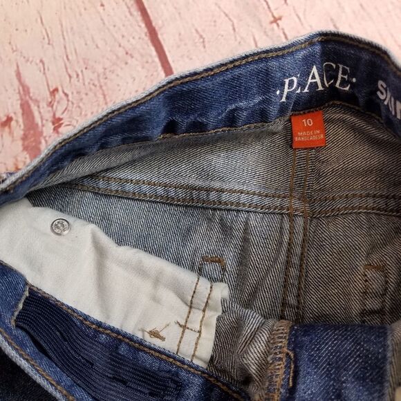 Children's Place skinny Jean's 10 - Picture 3 of 4